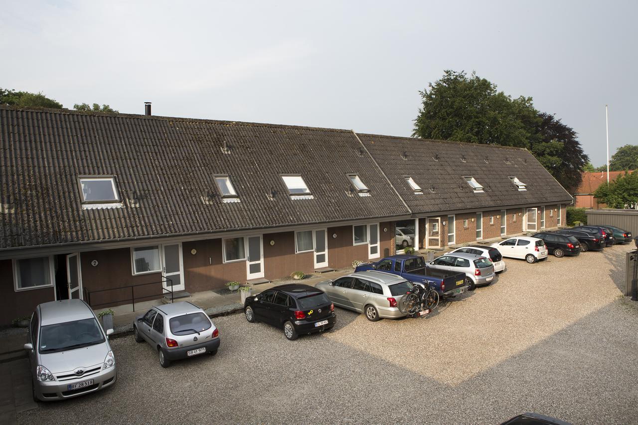 Gram Slotskro Exterior foto